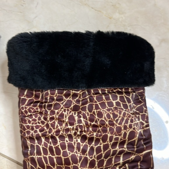 ⭐️ NWT Vera Gomma fashionable boots- size 35 - Picture 11 of 16